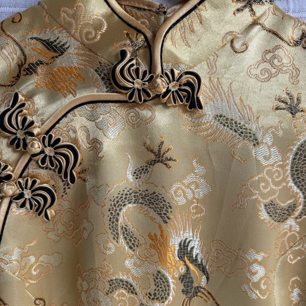 Beautiful vintage yellow gold authentic Asian 60s silk mini dress